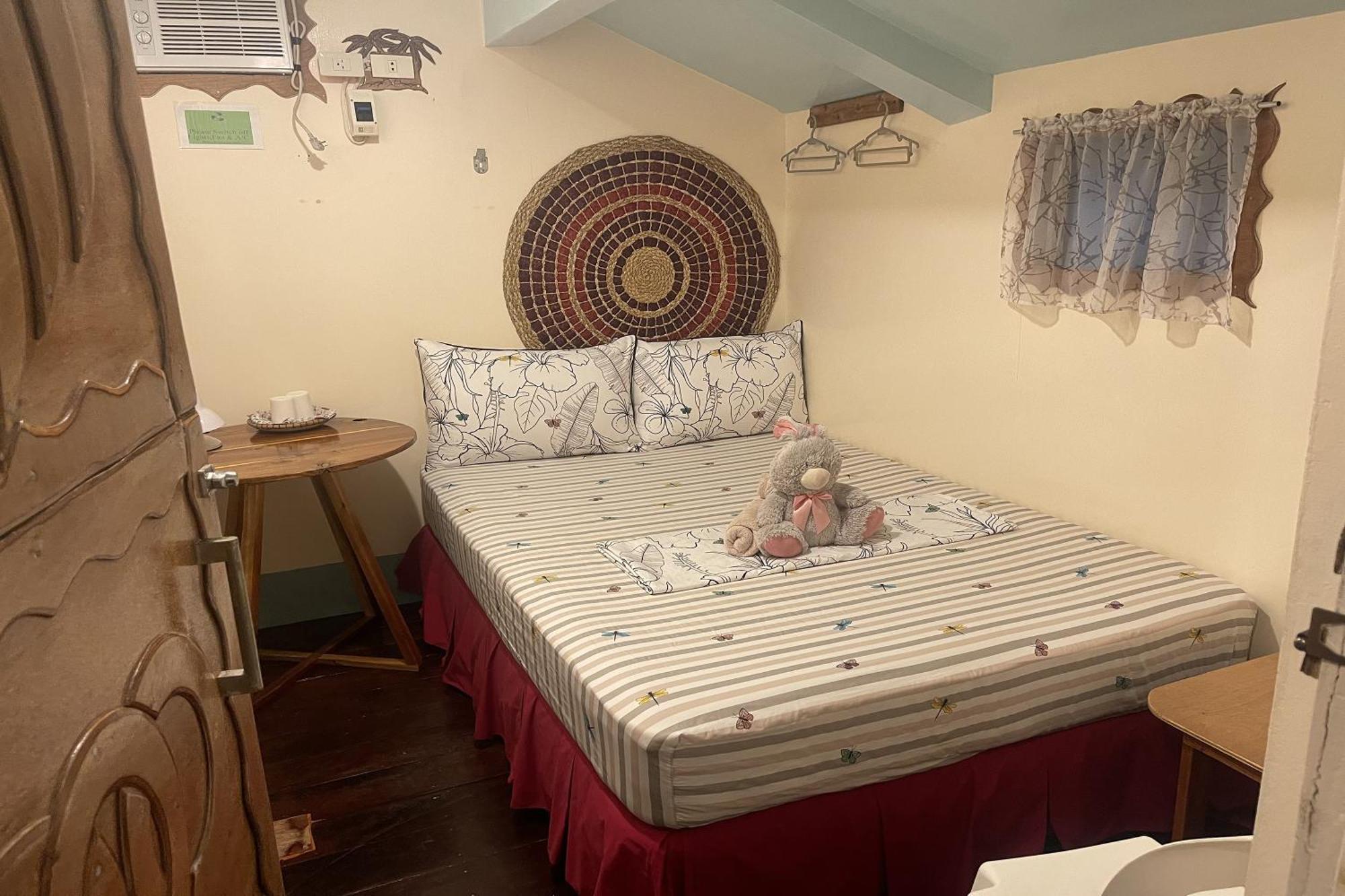 Balai Vivencio Hostel Puerto Princesa Luaran gambar