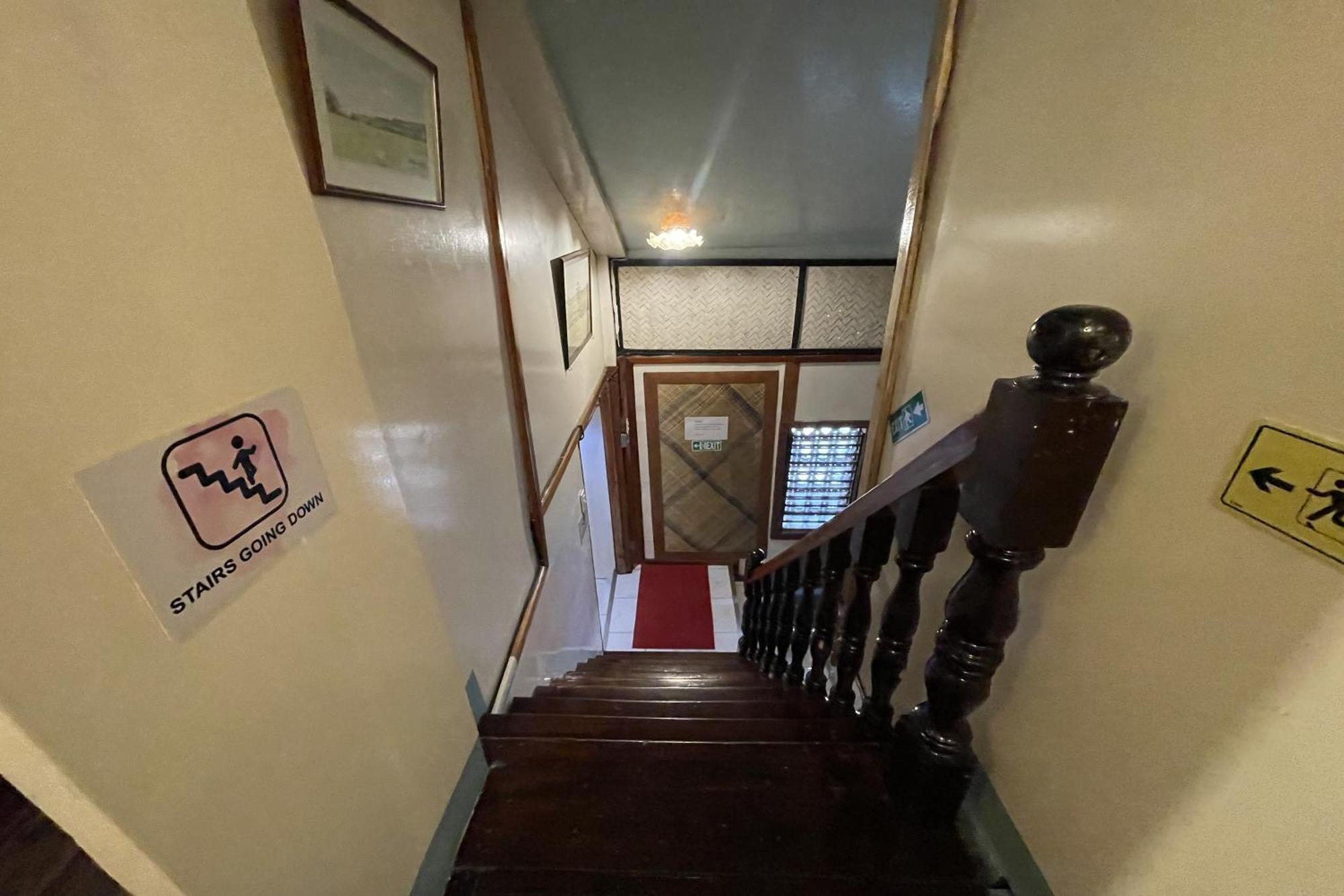 Balai Vivencio Hostel Puerto Princesa Luaran gambar
