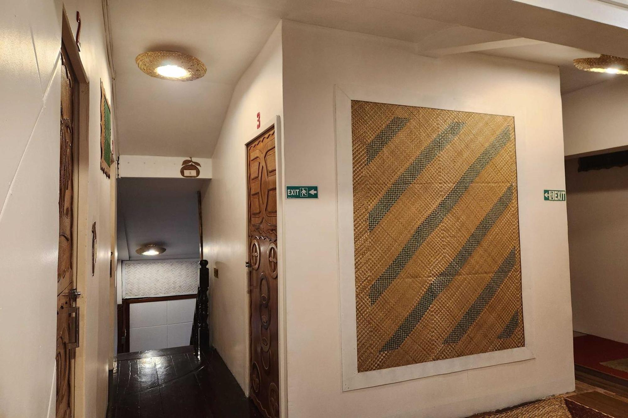 Balai Vivencio Hostel Puerto Princesa Luaran gambar